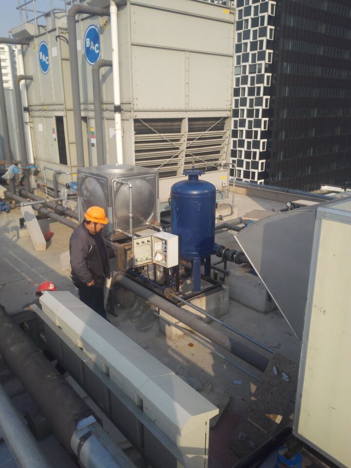 定壓補水裝置安裝現(xiàn)場